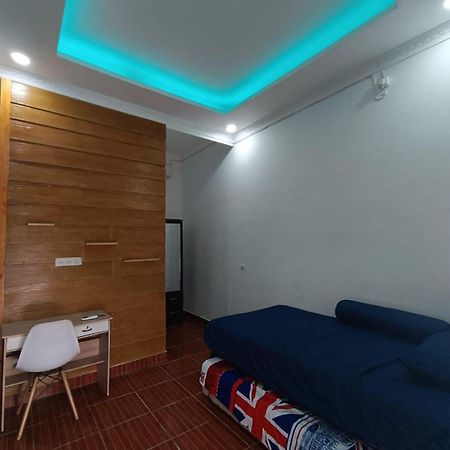 Hotel Oyo Life 92977 Neba Kost Aesthetic Peladen Exterior foto