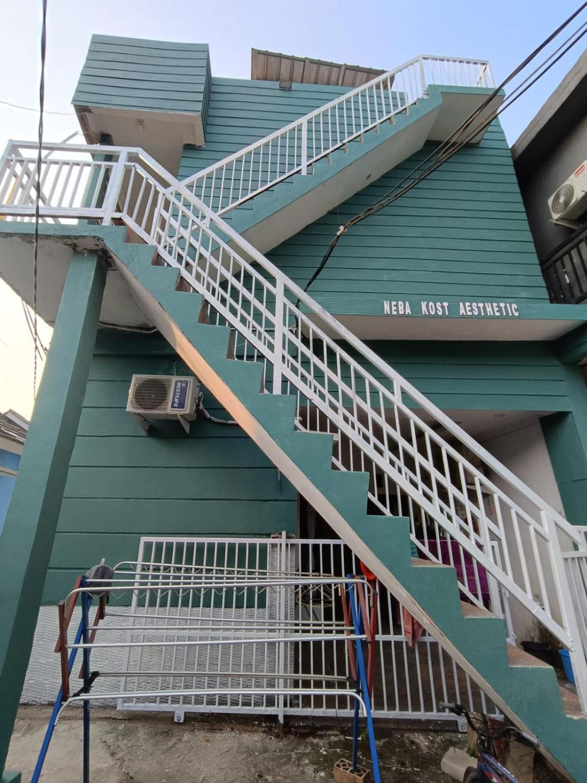 Hotel Oyo Life 92977 Neba Kost Aesthetic Peladen Exterior foto